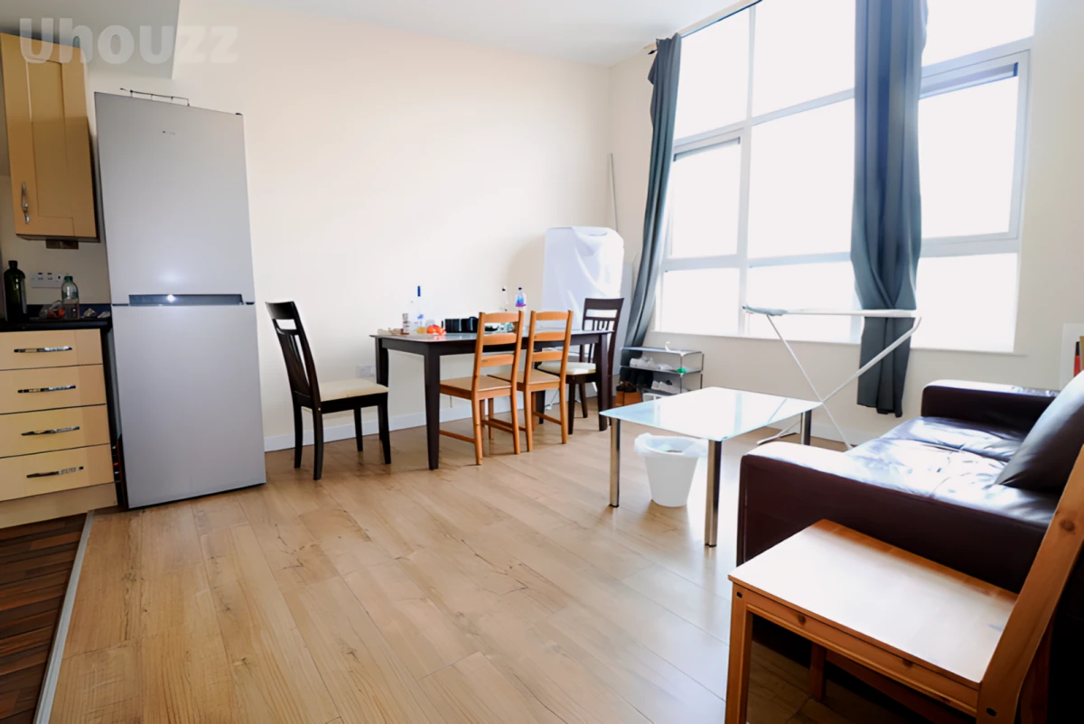 Entire Place·2B2B··4·43 Beauchamp House 0