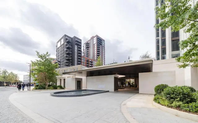 24, N9 , 8 Carnation way, Thames City , London, SW8 5JD 1