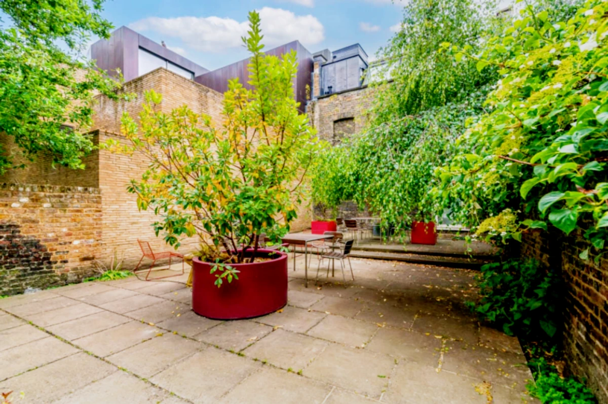apartment in Bloomsbury 0