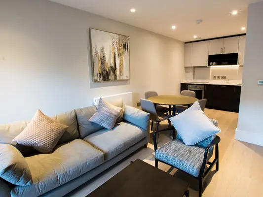Heathrow North Apartments 3