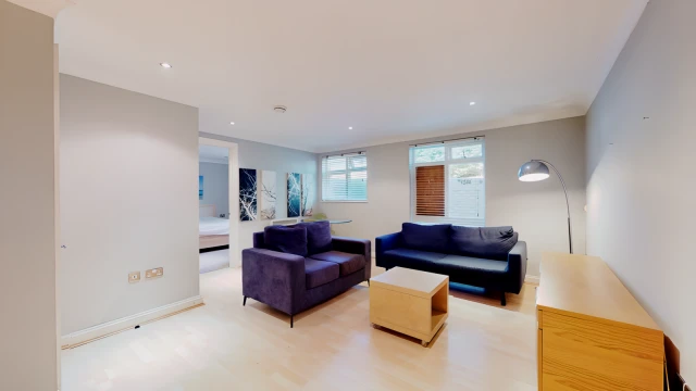 Kew Gardens Road 10596# 2