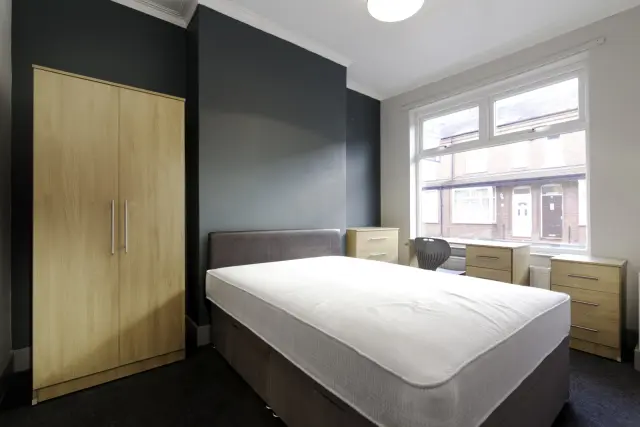 25, Romney Street, Salford 0