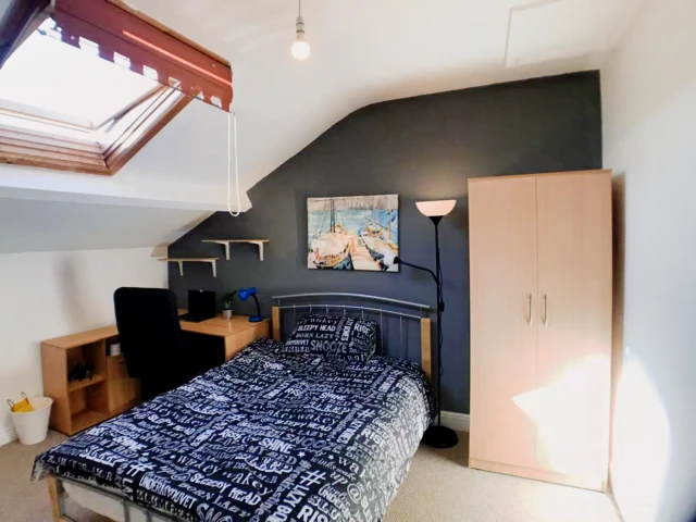 Entire Place·5B3B···Radford Blvd 4