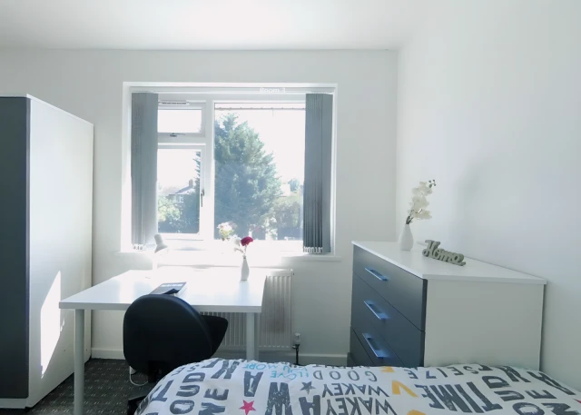 Entire Place·4B4B···18 Carisbrooke Avenue 2