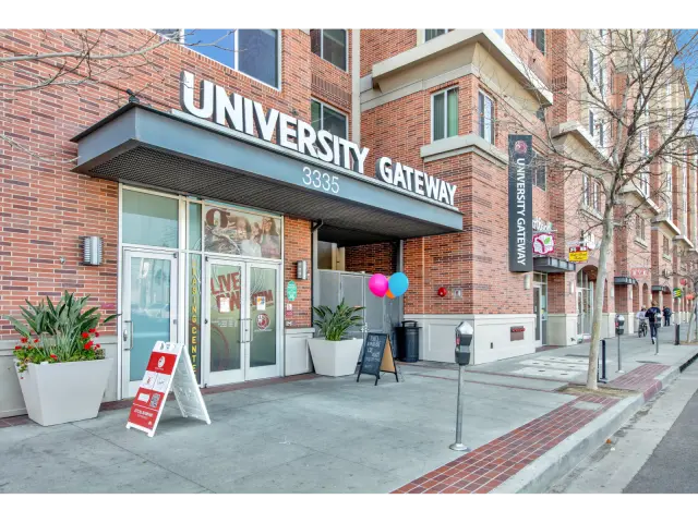 University Gateway 1