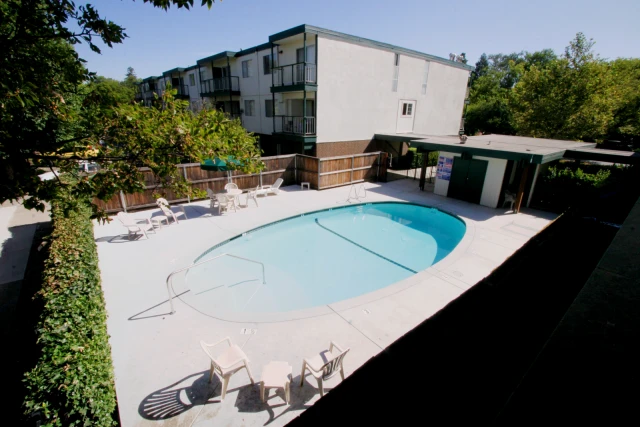 Viking Apartments 2