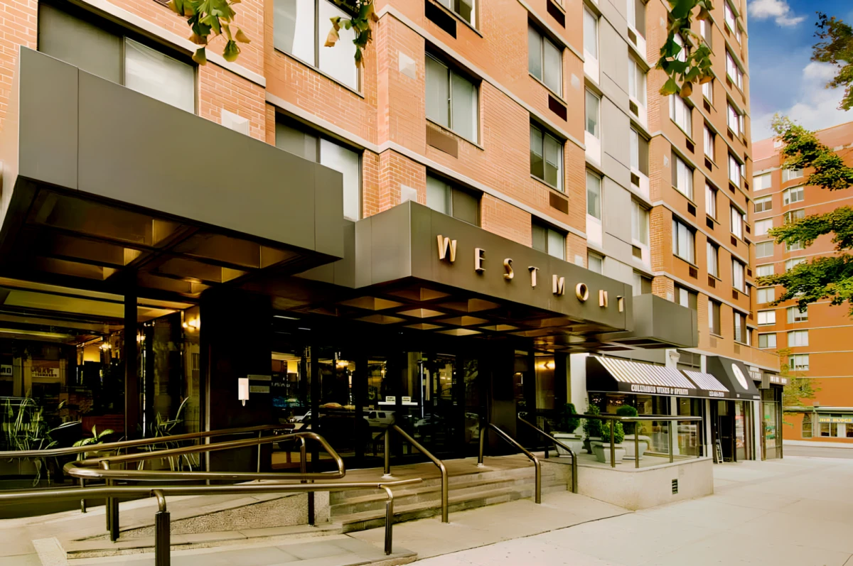The Westmont 0