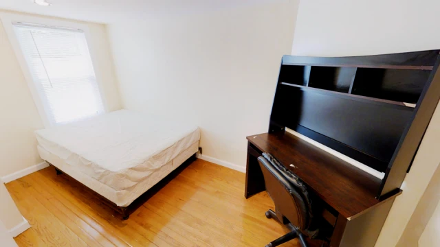 1929 East Genesee Street 3