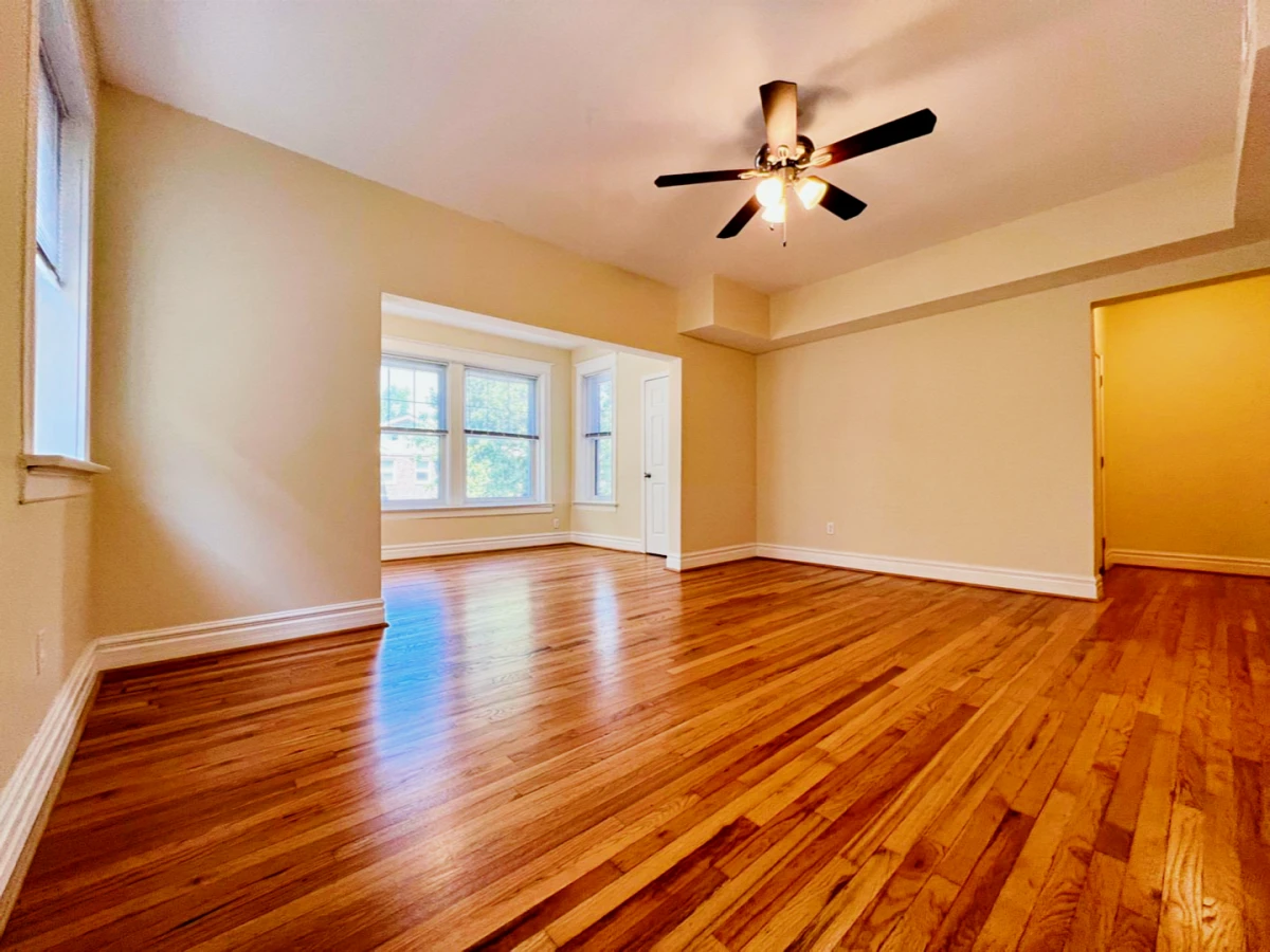 714 Newly Renovated 3 Bed-2 Bath Steps from Loop, WashU & Forest Park 0