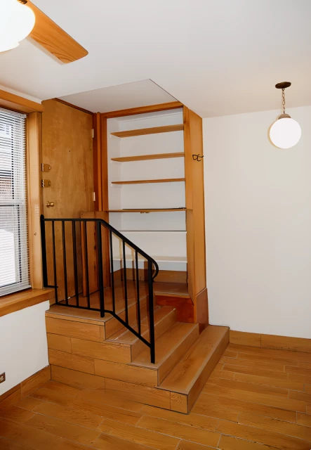 2339 N. Geneva 3