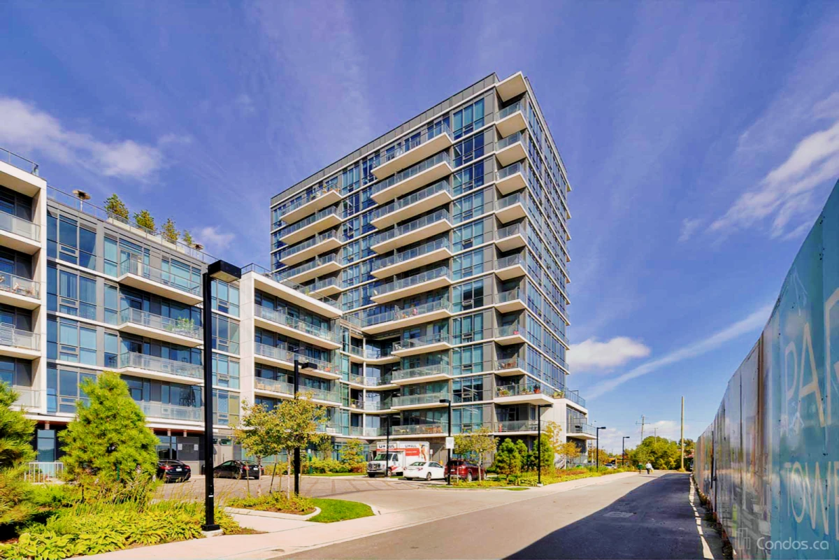 IQ Condos(1185 The Queensway) 0