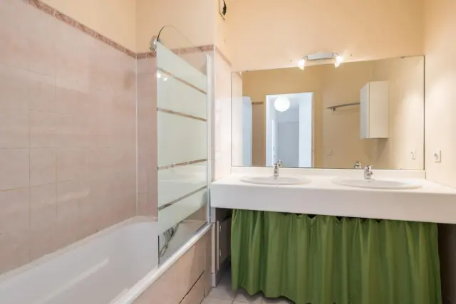 apartment near rue du Dauphiné 3