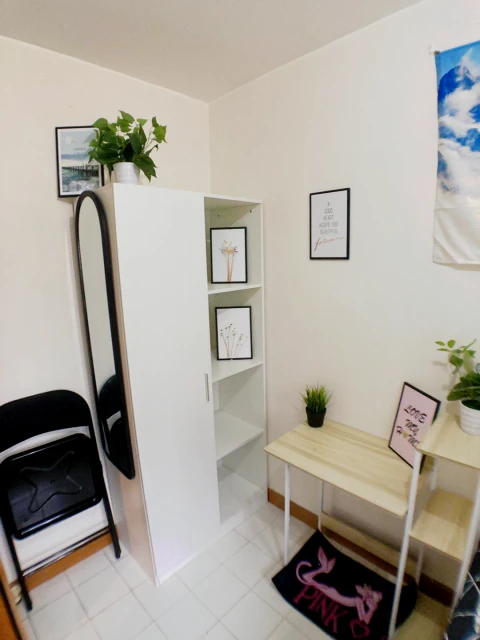Floor 10, Block B, Lok Fu Tianma Court (Female) (Room 4) 3
