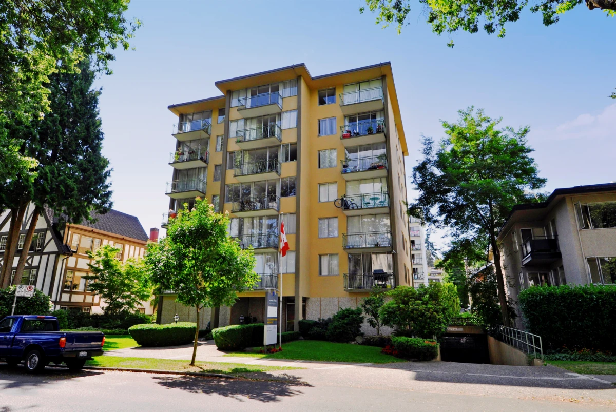 1326 West 13th 0