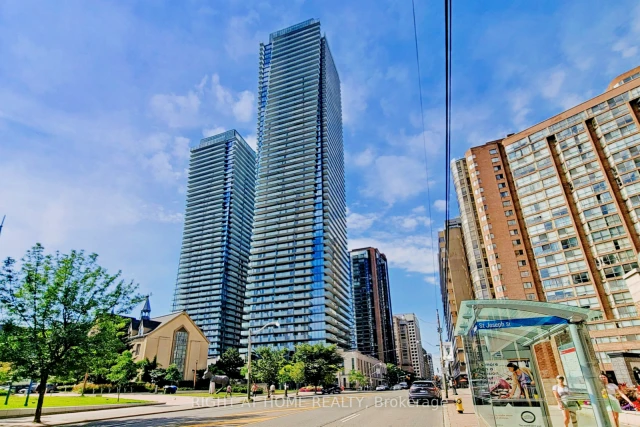 3002 - 1080 Bay St 2