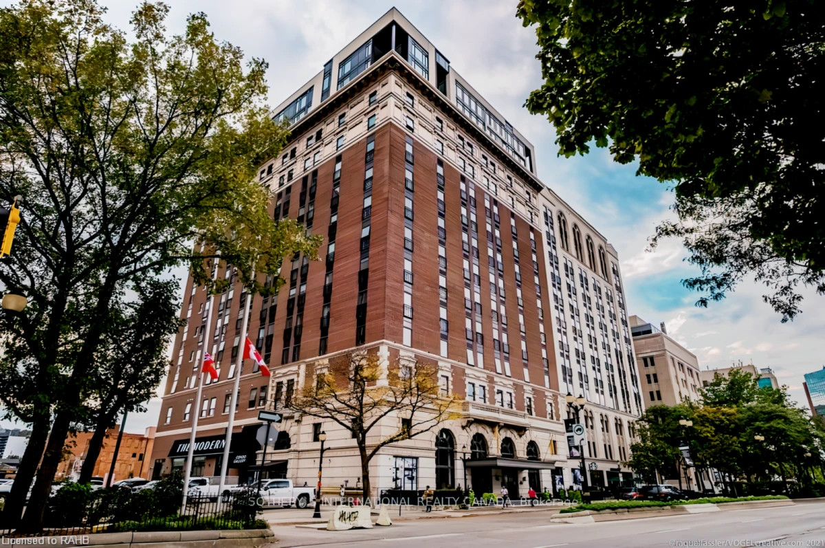 716 - 118 King St E 0