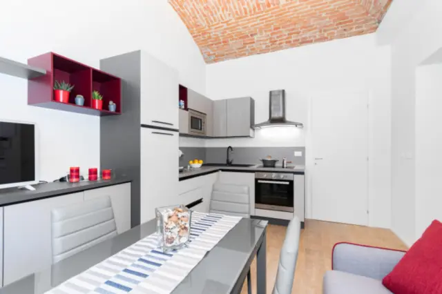 apartment near Via Luigi Tarino 4