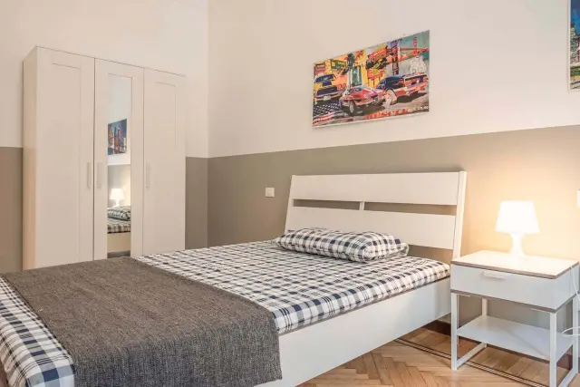 VIALE ZARA 145 <br> SHARED ROOM D1 - Bed A 2