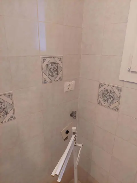 Appartamento in bifamiliare al piano terra via de visiani 4 padova 3 stanze con 2 posti letto ciascuna 1