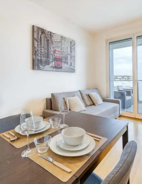 Appartamento con Garage e Balcone ai Navigli - IULM 1