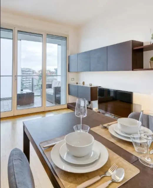 Appartamento con Garage e Balcone ai Navigli - IULM 3
