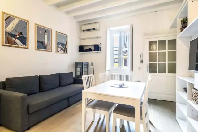 Lovely apartment on the Navigli river 2