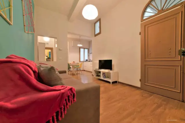 Borgo in Color 1
