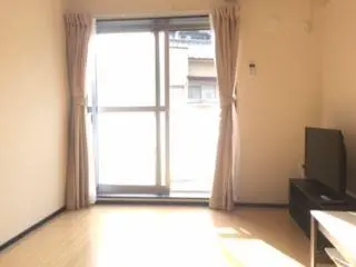 クレイノラルーチェ　美野島 103号室 1