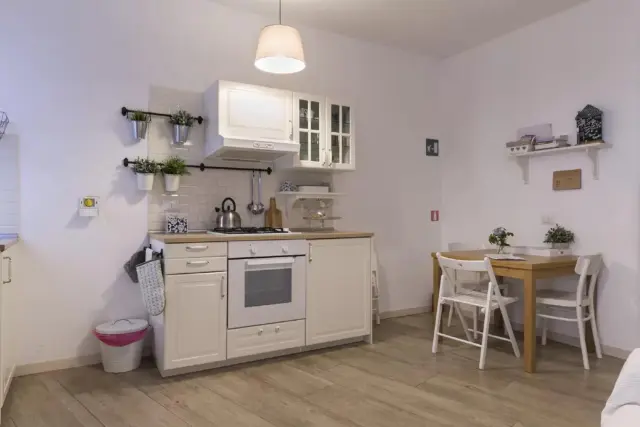 Appartamento - Via Sinuessa 3