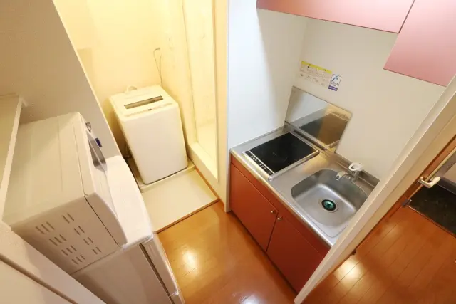 レオパレスアムール 106号室 4