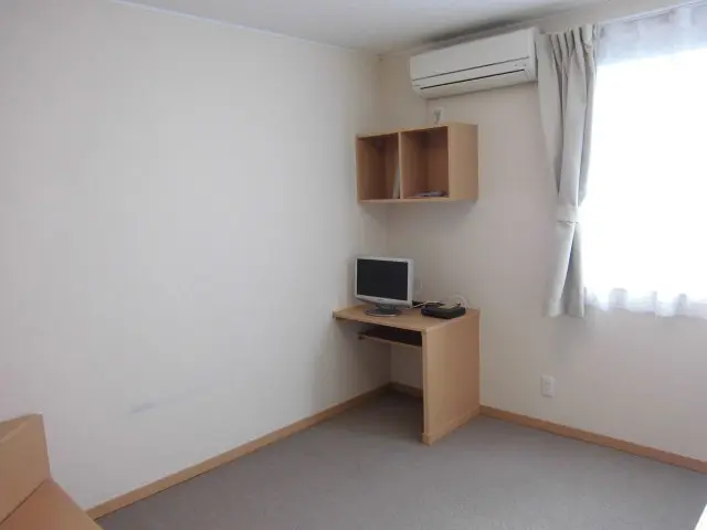 レオネクストレーベン 204号室 4