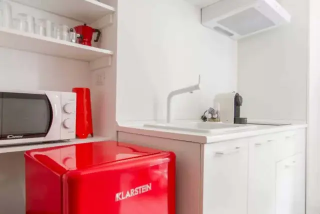 Compact charming studio Porta Venezia 3