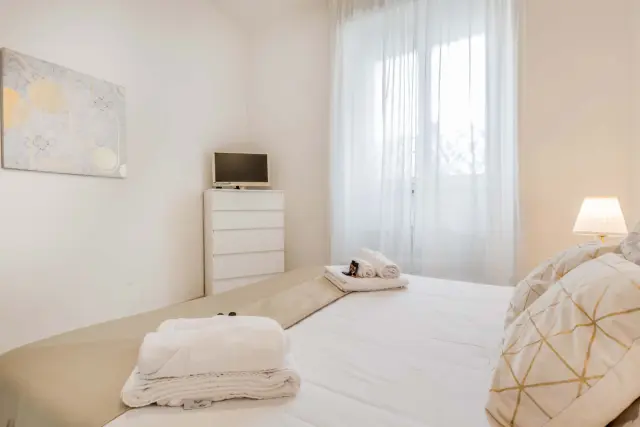 Stylish gold apartment 3