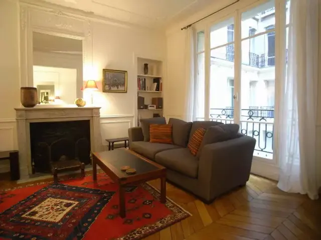 Rue Raynouard 2