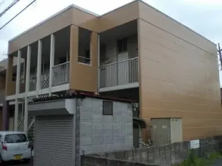 レオパレスハイツ小林 0