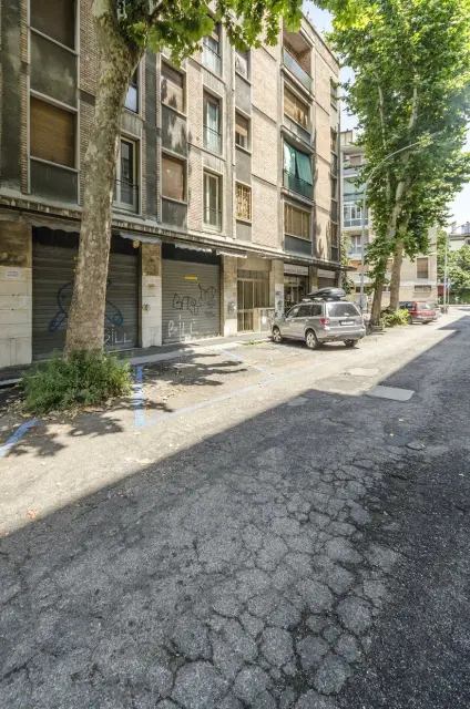 Via Camillo Ranzani 1