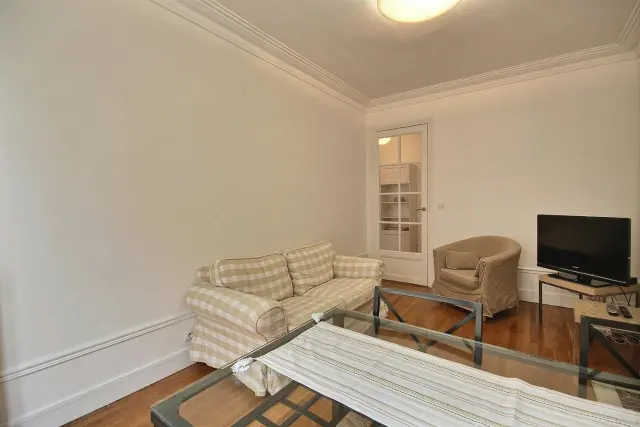 Rue Geoffroy-Saint-Hilaire 3