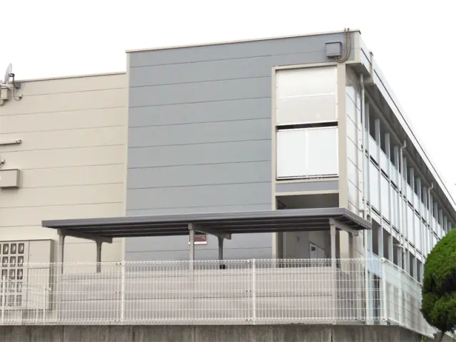 レオパレスメゾン松美台 0