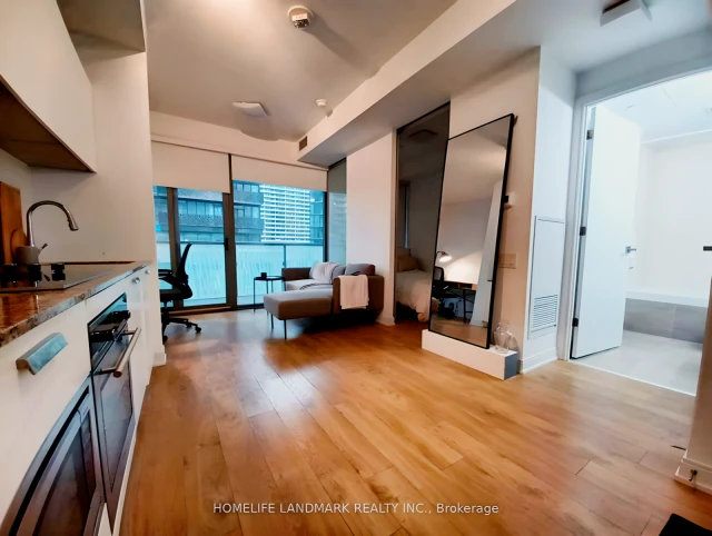 50 Charles Street E #804 4