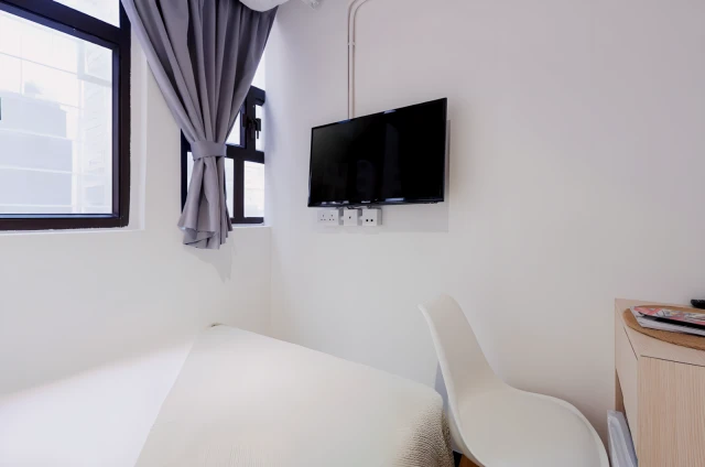 DASH LIVING ON CARNARVON 3