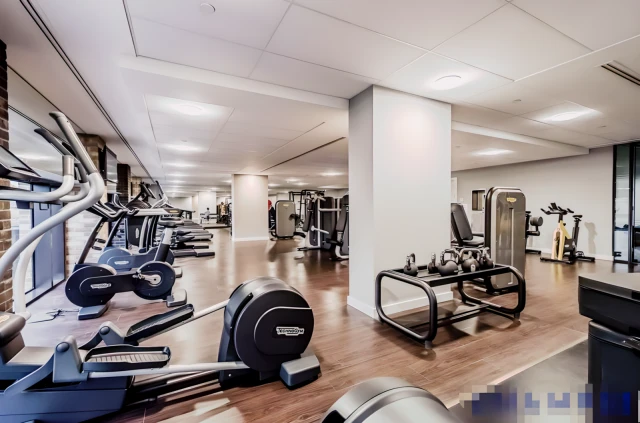 Flat 7, Madeira Tower, 30 Ponton Road,  London, SW11 7AA 2