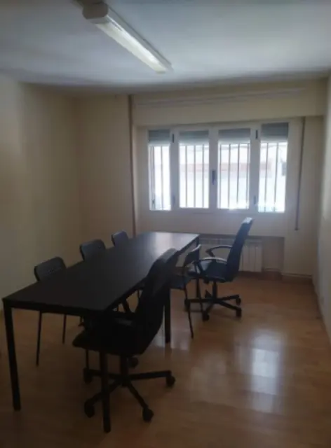 apartment in Almendrales (Usera) 1