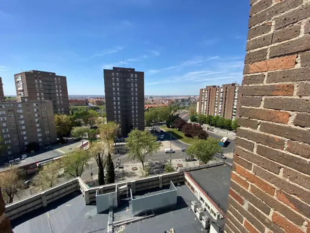 apartment in Marroquina (Moratalaz) 2