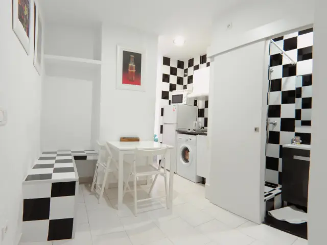 studio in Puerta del Angel (Latina) 4