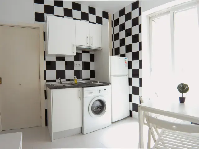 studio in Puerta del Angel (Latina) 3