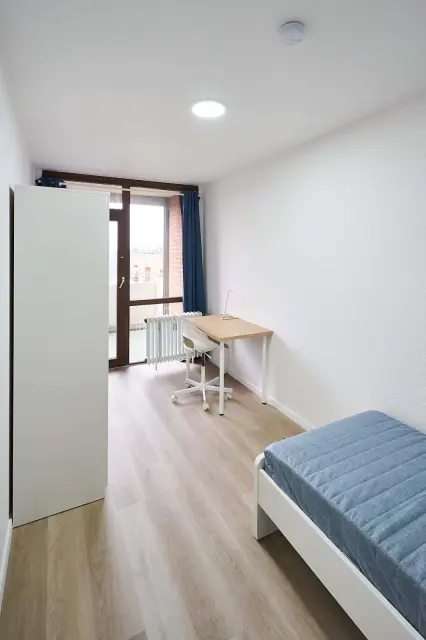 Koelner Landstr. 338, 40589 Dusseldorf 2