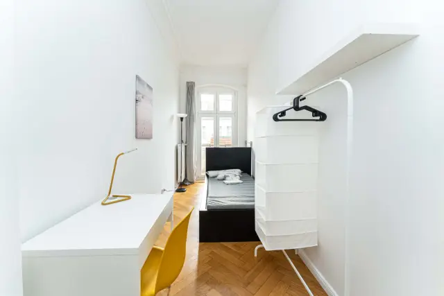WUeHLISCHSTR. 29-  VH, 4. OG links (Gigacube) 2
