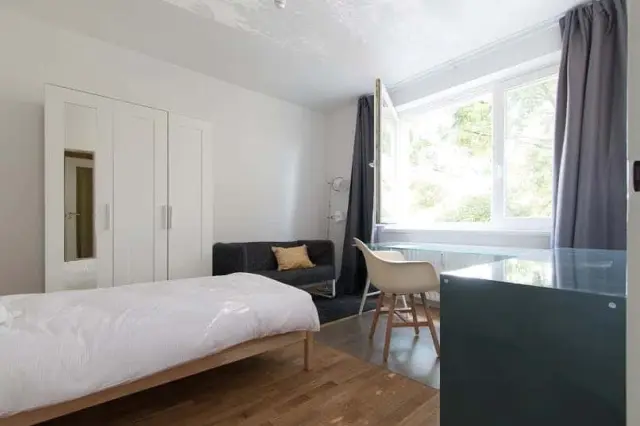 Neltestrasse, Berlin 12489, Germany 1
