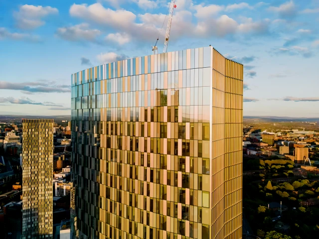 Blade Landmark Tower 1
