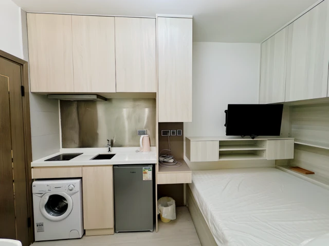 Causeway Bay Lai Garden Building 9D Boutique Apartment 1